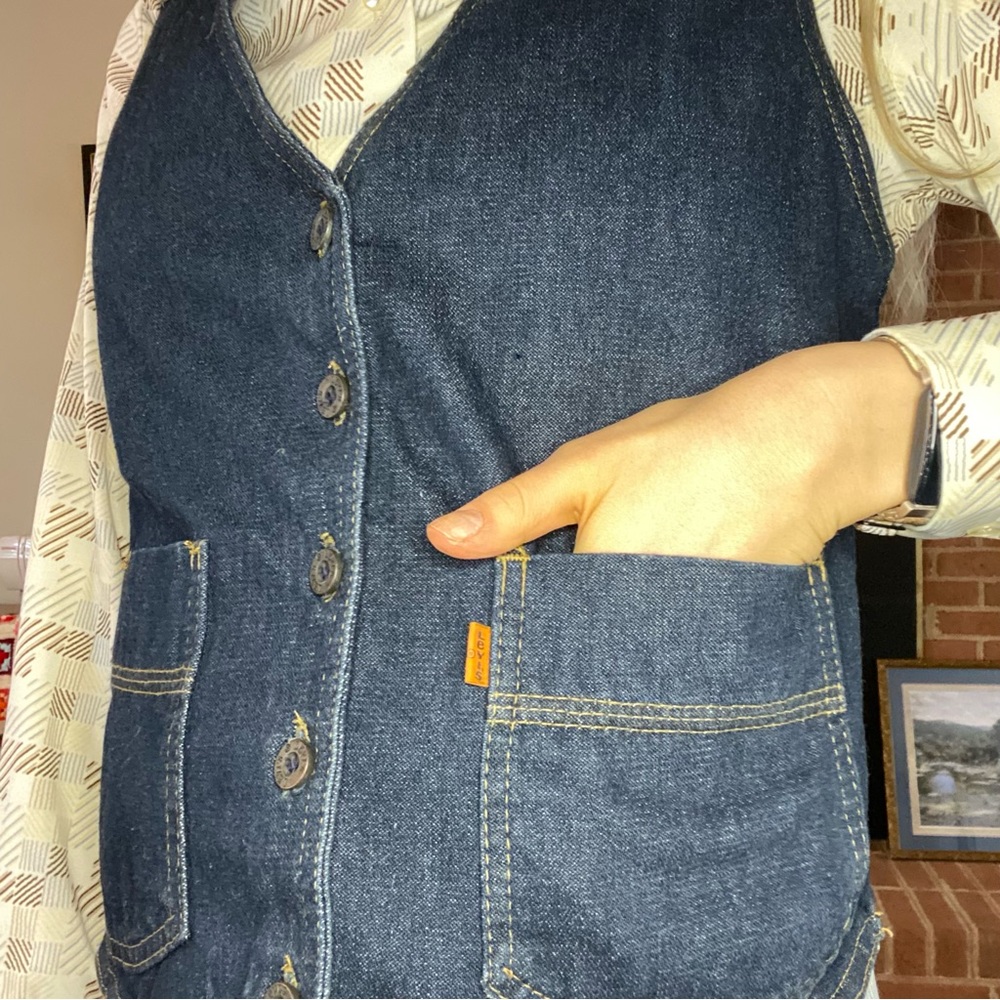 Vintage 1960s Levis Orange Tab Dark Wash Denim Pocket Vest Strauss & Com… - Picture 4 of 14